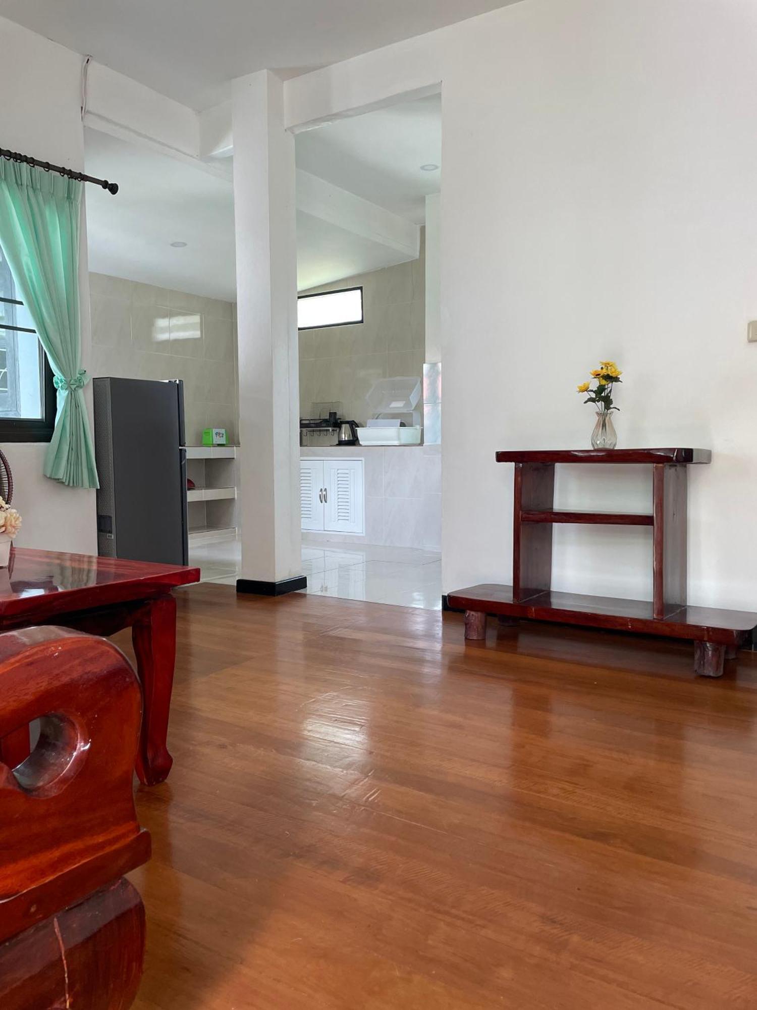 Sunrise Beach Villa Сураттхани Номер фото