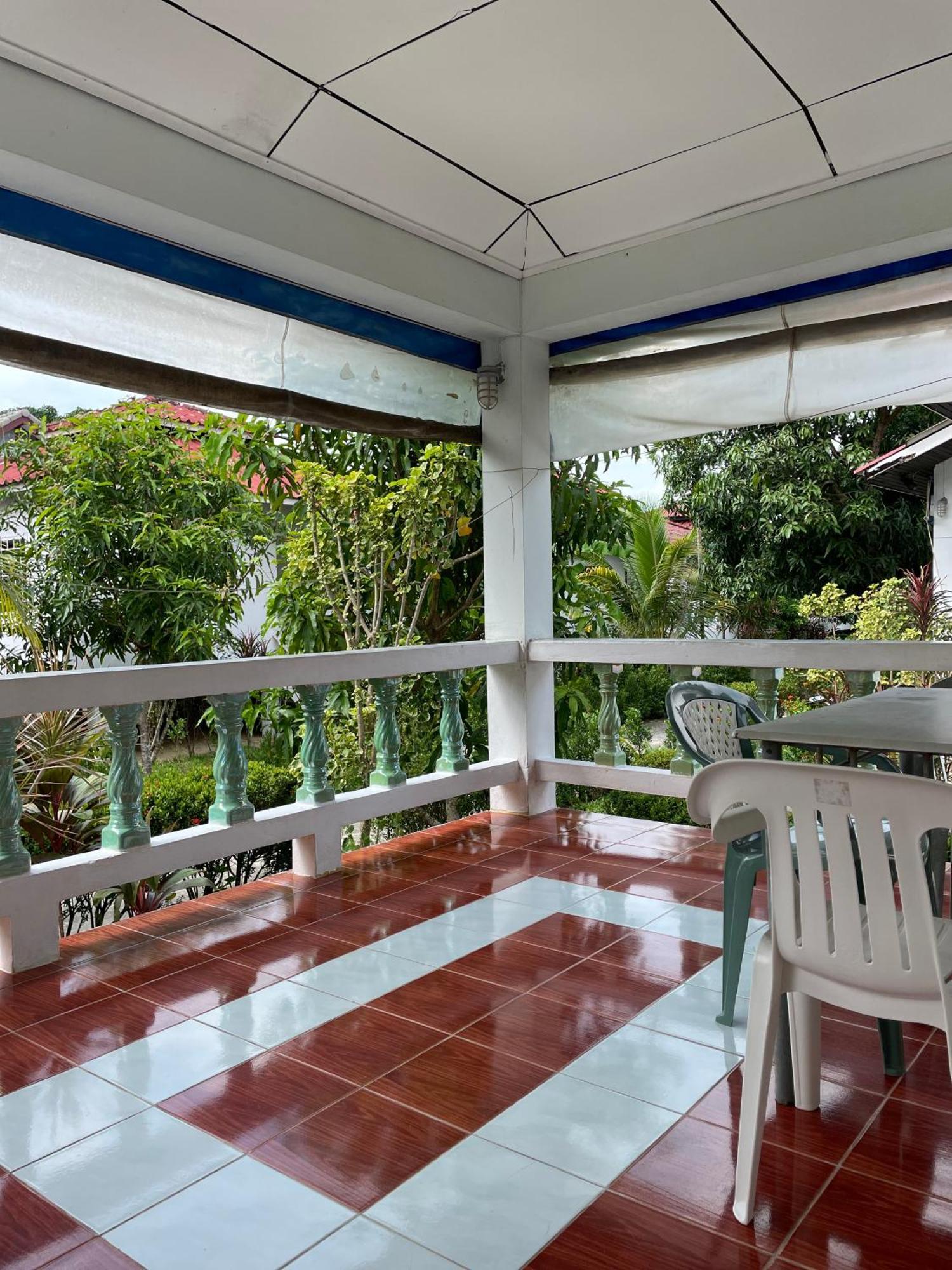 Sunrise Beach Villa Сураттхани Номер фото