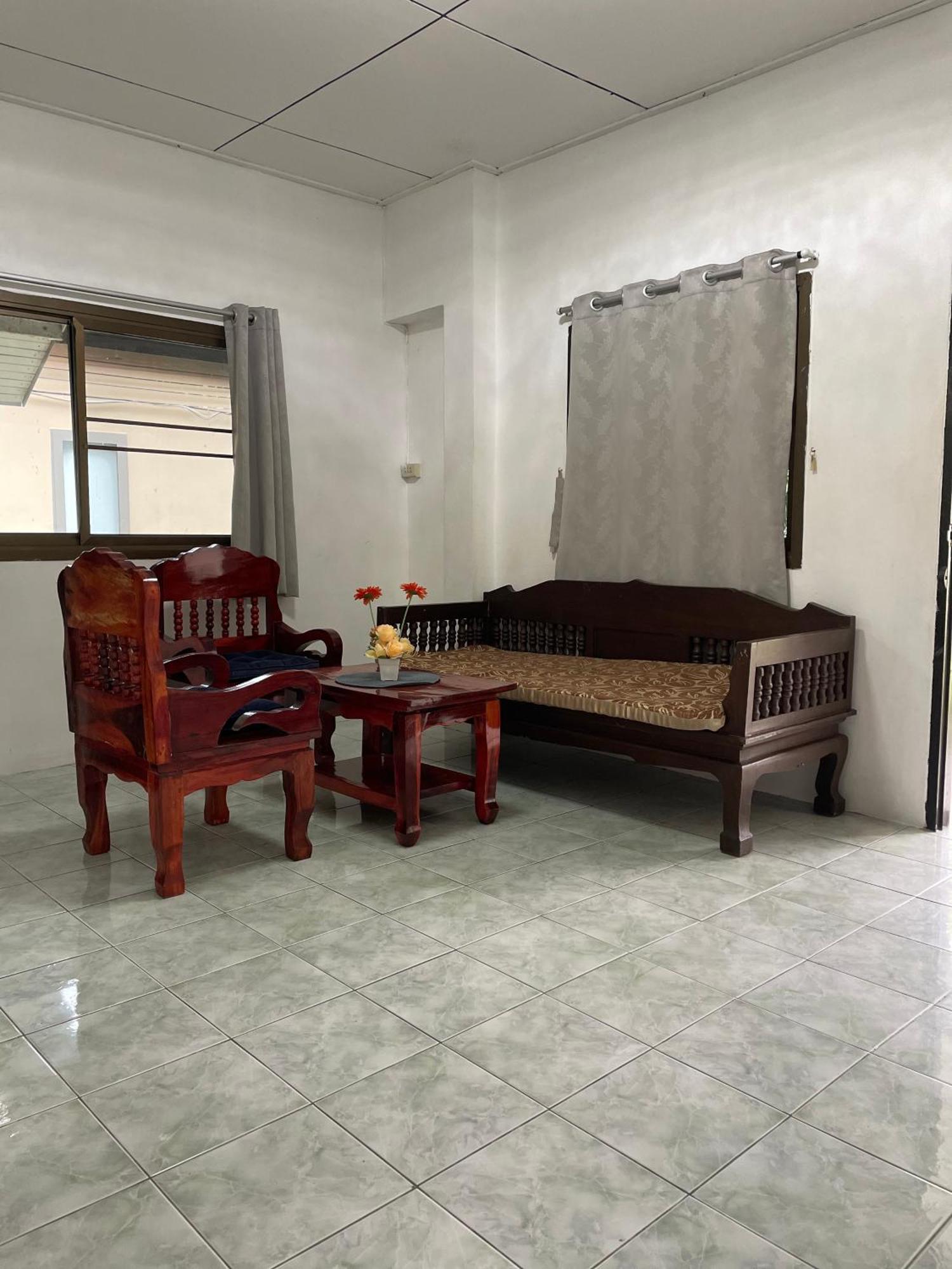 Sunrise Beach Villa Сураттхани Номер фото